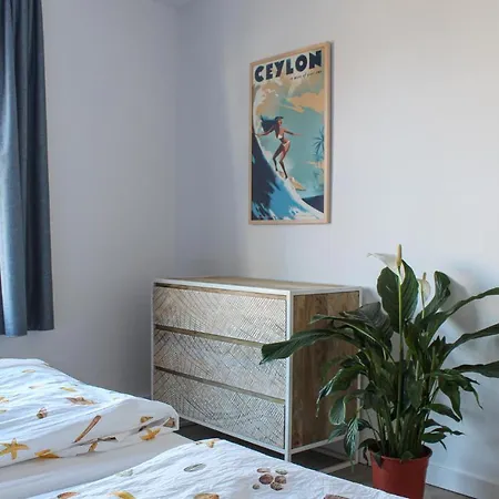 The Blue Whale 滨海贝亨